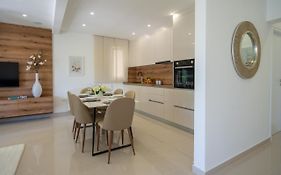 Garden Apartment